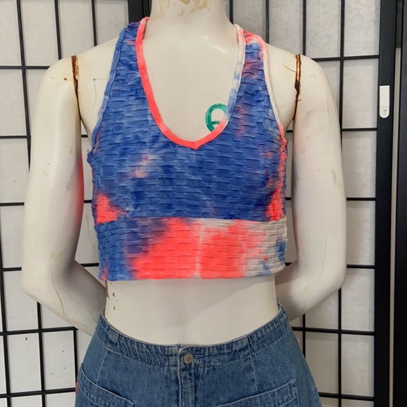 Bundle of 2 “Hot Kiss” Tye Dye Tanks - Picture 2 of 12